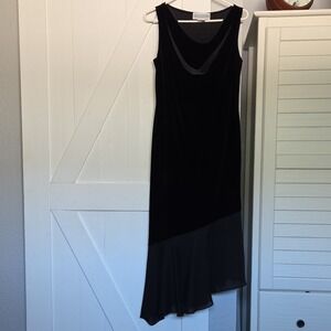Jessica Howard Black Velvet Sleeveless Maxi Dress Asymmetrical Hem Size 16